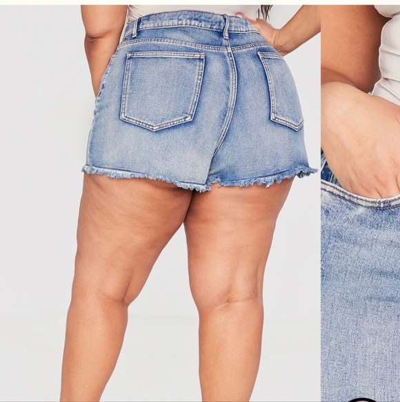 NWT PRETTYLITTLETHING Plus Vintage High Waisted Denim Shorts 20 - Picture 7 of 7